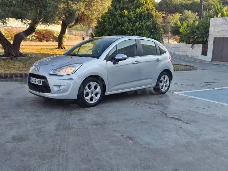 Käytetty Citroën C3 68 HP (50 kW) 2012 Harmaa Sedan