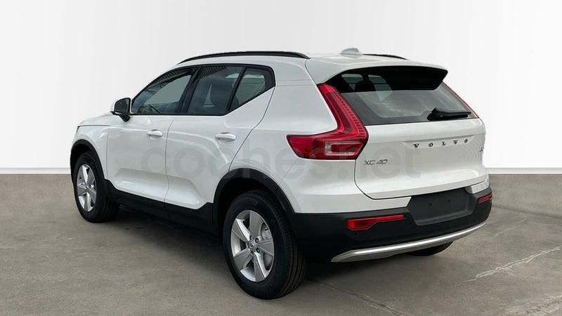 Nuevo Volvo XC40 163 CV (119 kW) 2025 Blanco SUV