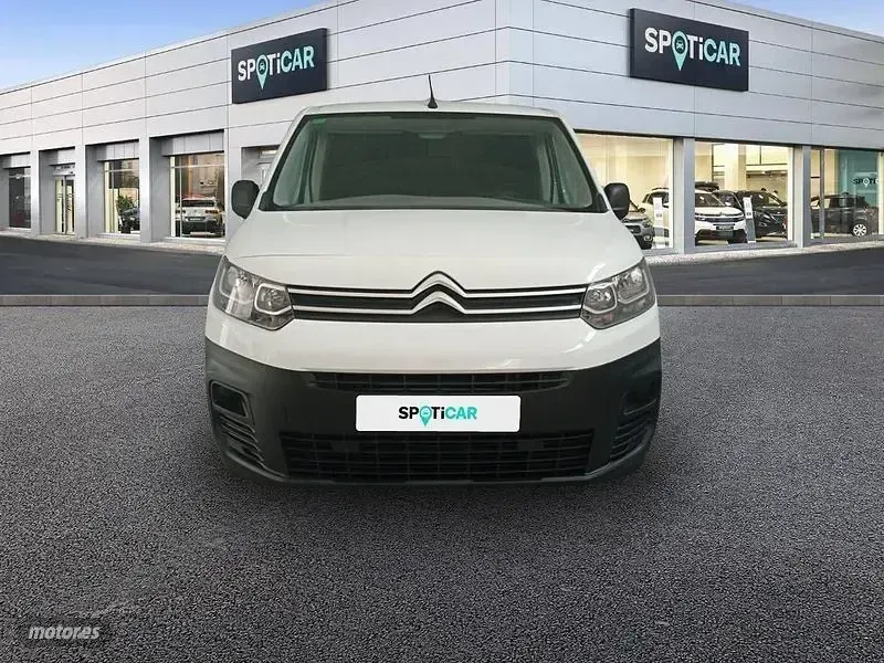 Usado Citroën Berlingo 102 CV (75 kW) 2022 Blanco Monovolumen