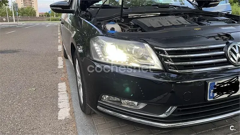 Usado VW Passat Advance 140 CV (102 kW) 2014 Negro Familiar