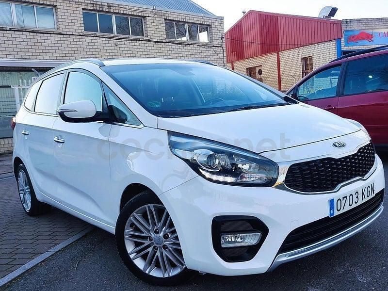 Usado Kia Carens 115 CV (84 kW) 2018 Blanco Monovolumen
