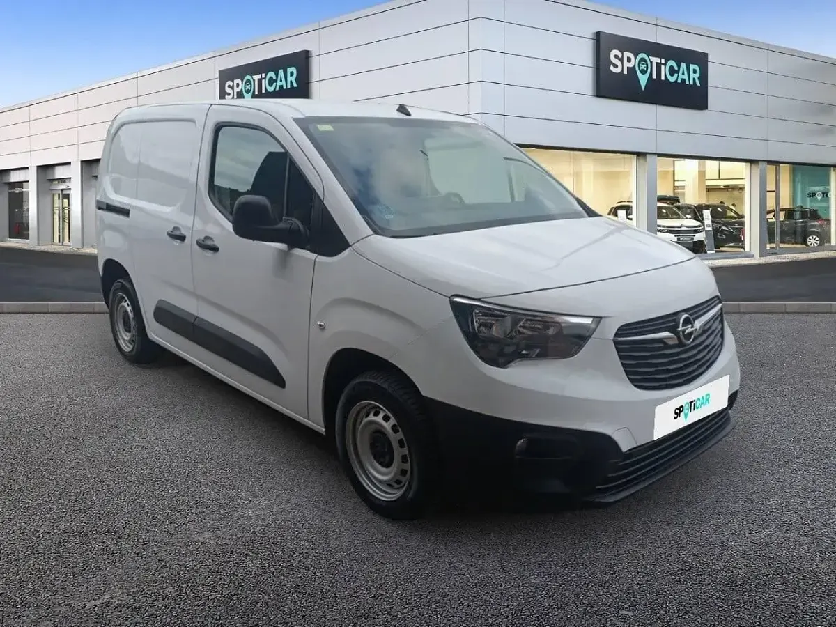 Usado Opel Combo 102 CV (75 kW) 2022 Blanco Monovolumen