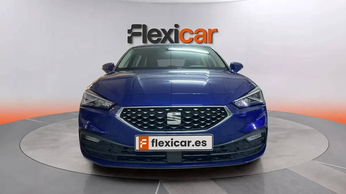 Usado Seat Leon XCELLENCE 150 CV (110 kW) 2020 Azul Berlina