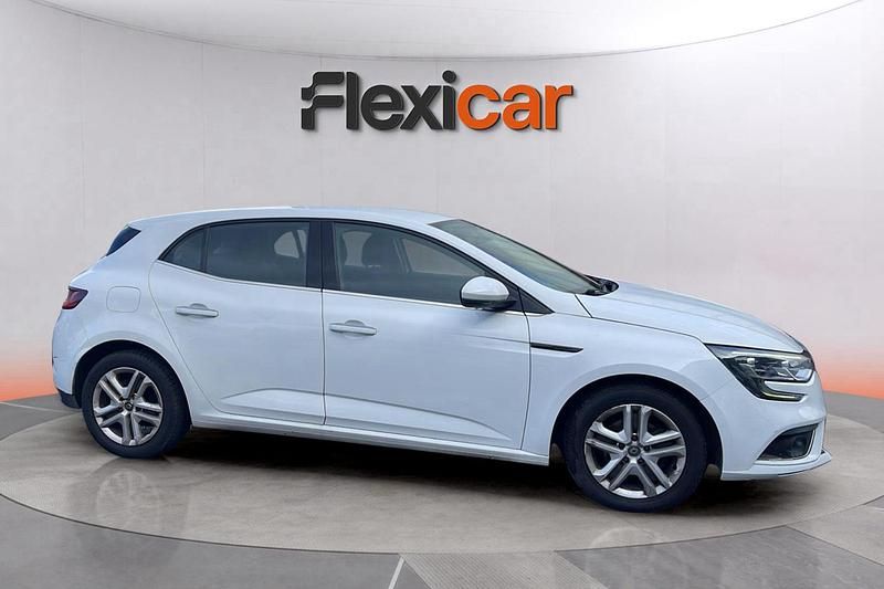 Usado Renault Mégane IV Bose Edition 116 CV (85 kW) 2019 Blanco Berlina