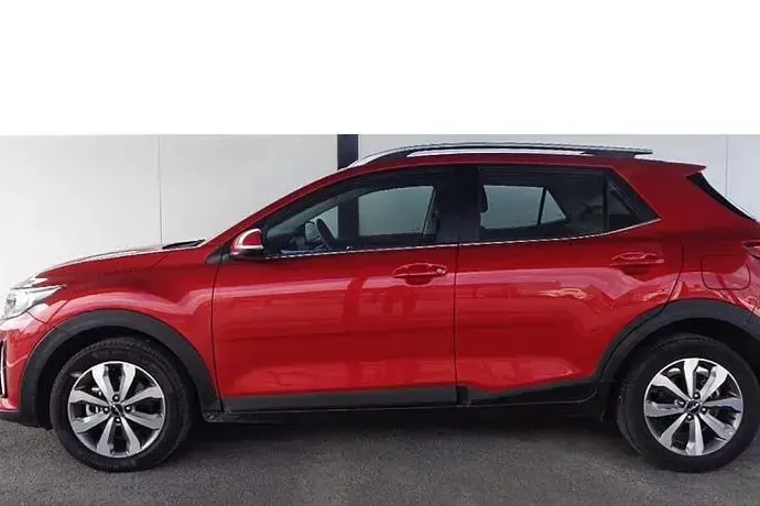 Usado Kia Stonic 100 CV (73 kW) 2024 SUV