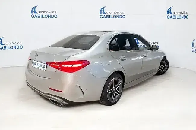 Usado Mercedes C200 204 CV (150 kW) 2023 Gris / plata Berlina