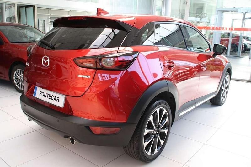 Käytetty Mazda CX-3 121 HP (88 kW) 2021 Punainen Katumaasturi