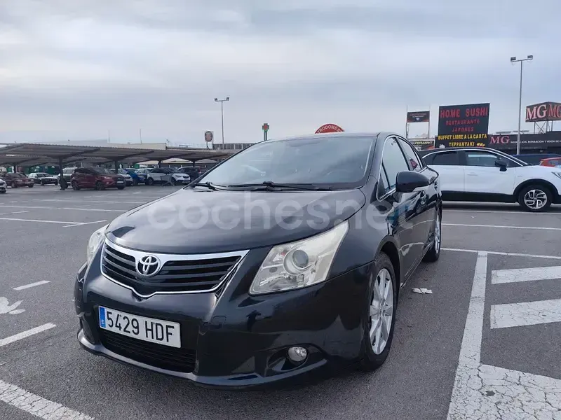 Usado Toyota Avensis Active 126 CV (92 kW) 2011 Azul Berlina
