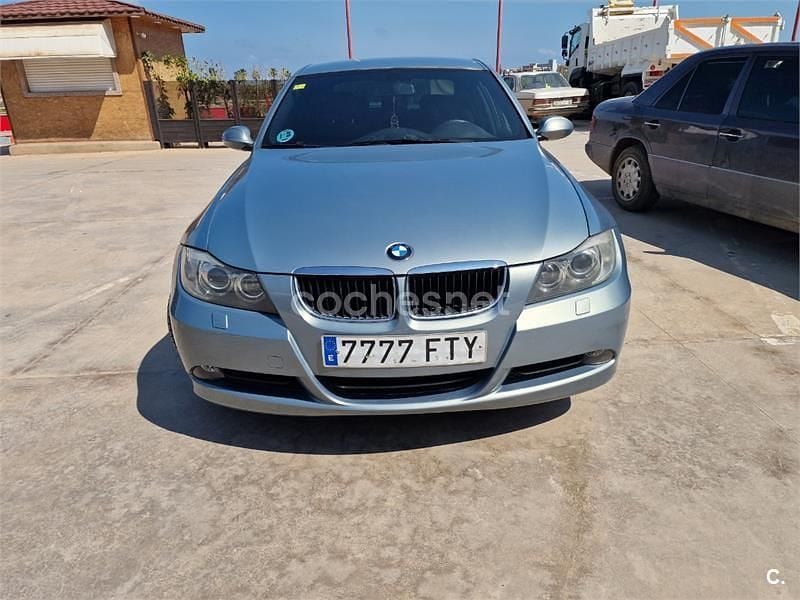 Käytetty BMW 320 150 HP (110 kW) 2007 Harmaa Sedan