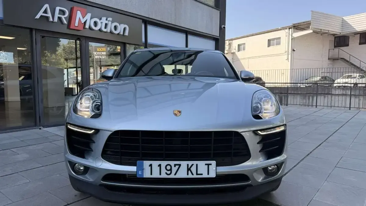 Usado Porsche Macan 252 CV (185 kW) 2018 Plateado SUV