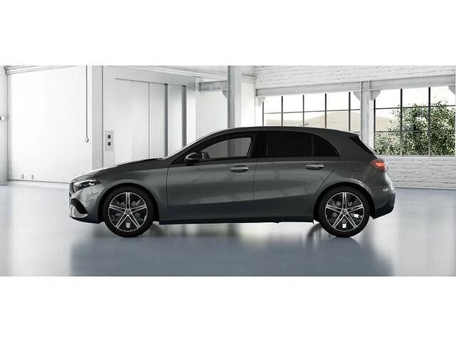 Nuevo Mercedes A180 136 CV (100 kW) 2025 Gris