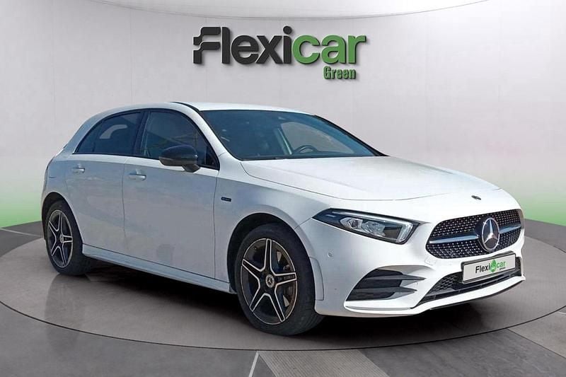 Usado Mercedes A250 220 CV (161 kW) 2021 Blanco Berlina