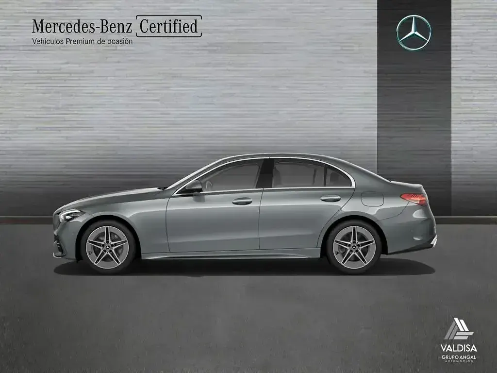Usado Mercedes C300 313 CV (230 kW) 2025 Gris Berlina