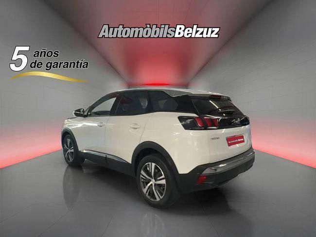 Usado Peugeot 3008 Active 131 CV (96 kW) 2023 Blanco SUV