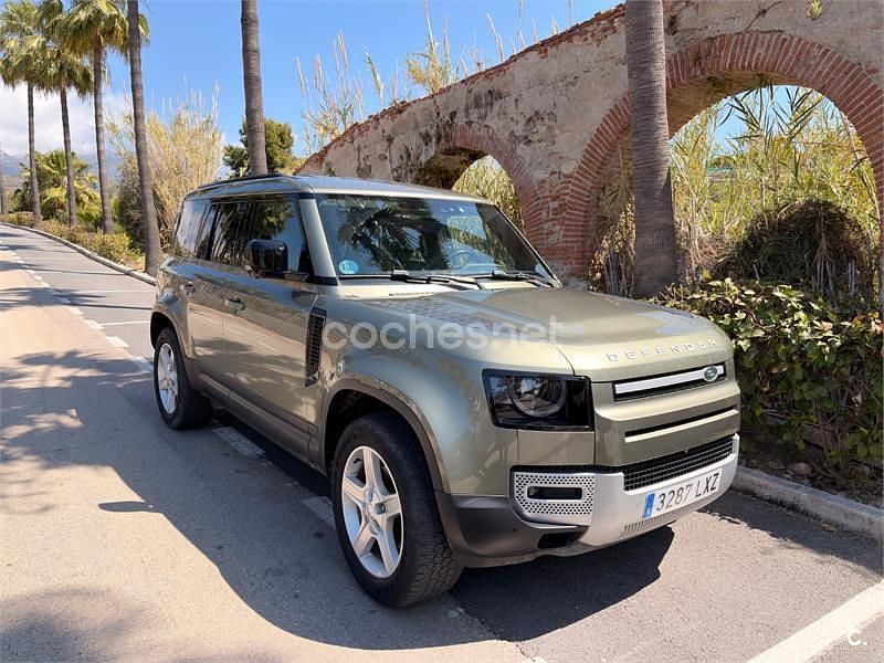 Usado Land Rover Defender SE 200 HP (147 kW) 2022 Verde SUV