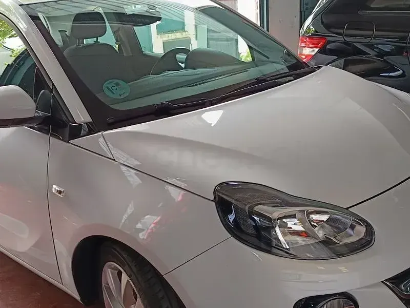 Usado Opel Adam Unlimited 87 CV (63 kW) 2017 Gris / plata Utilitario