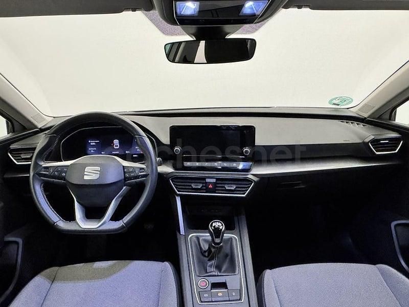 Usado Seat Leon Style 110 CV (80 kW) 2024 Blanco Berlina