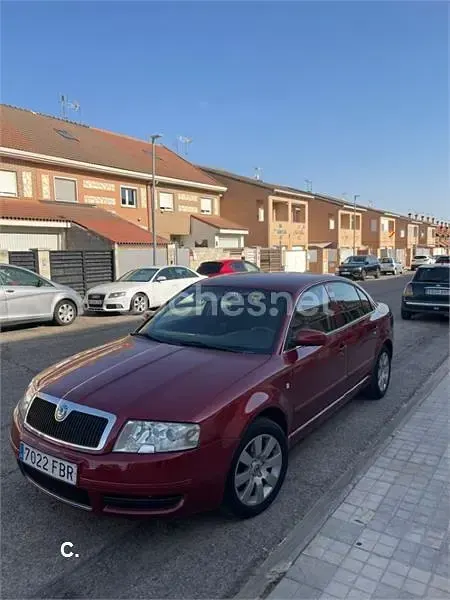 Usado Skoda Superb Comfort 140 CV (102 kW) 2007 Granate Berlina