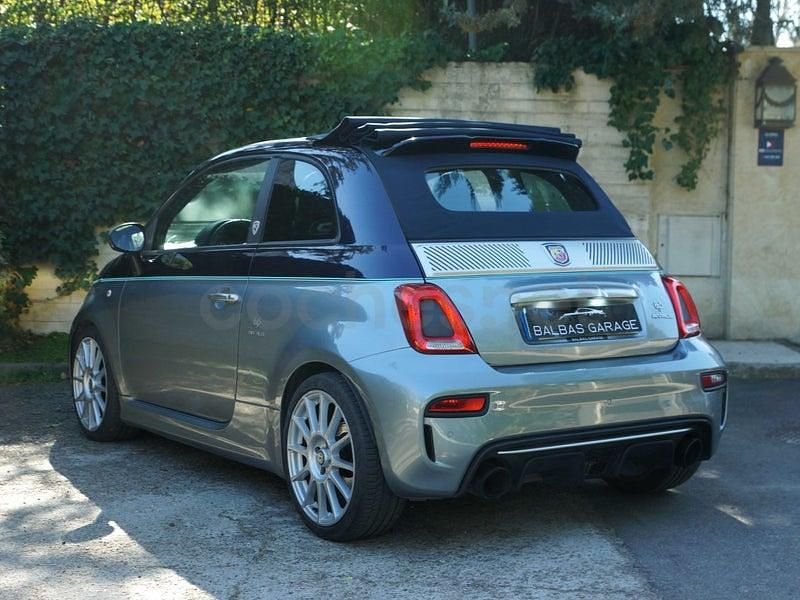 Usado Abarth 695C 180 CV (132 kW) 2018 Gris / plata Descapotable