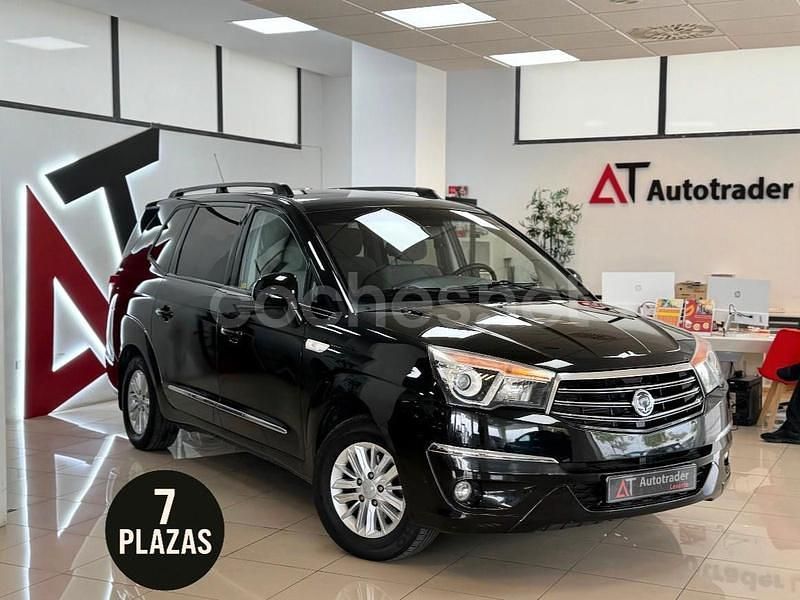 Negro Usado 2014 Ssangyong (KGM) Rodius Limited Monovolumen | 12.750 € (Precio justo) - Imagen 1/4