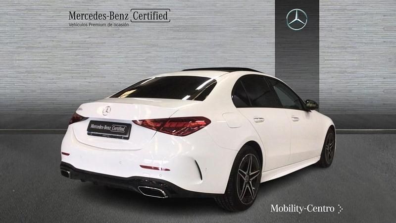 Usado Mercedes C300 204 CV (150 kW) 2024 Blanco polar Berlina