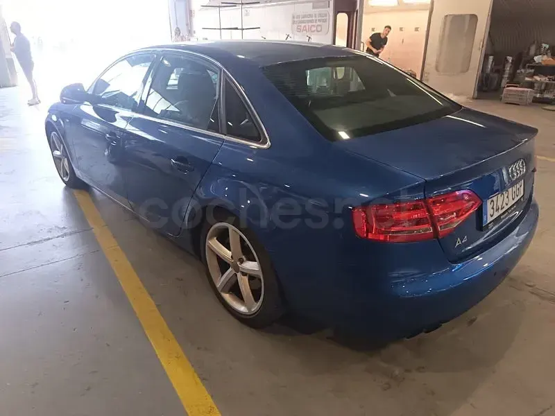Usado Audi A4 160 CV (117 kW) 2008 Azul Berlina