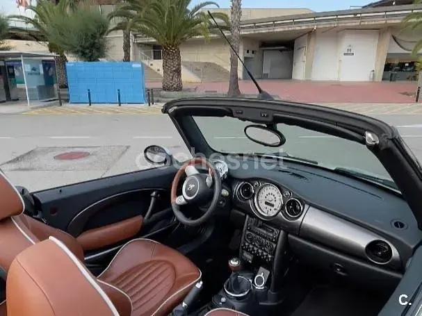 Usado Mini Cooper D Cabriolet 112 CV (82 kW) 2010 Beige Descapotable