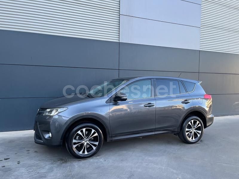 Gris / plata Usado 2014 Toyota RAV4 Active SUV | 10.990 € (Buen precio) - Imagen 1/4