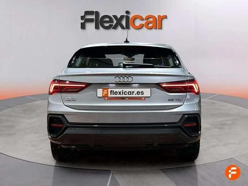 Usado Audi Q3 150 CV (110 kW) 2021 Gris SUV