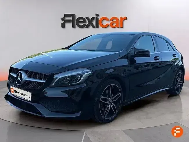 Usado Mercedes A180 122 CV (89 kW) 2018 Negro