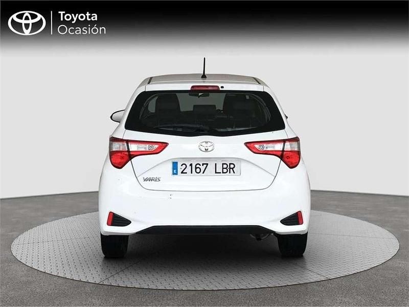 Usado Toyota Yaris Active 69 CV (50 kW) 2019 Monovolumen