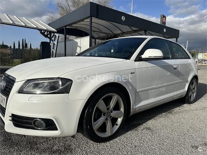 Usado Audi A3 Ambition 140 CV (102 kW) 2010 Blanco Utilitario