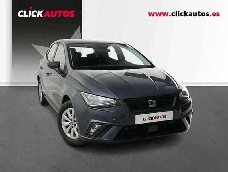 Usado Seat Ibiza Style 116 CV (85 kW) 2025 Gris Utilitario