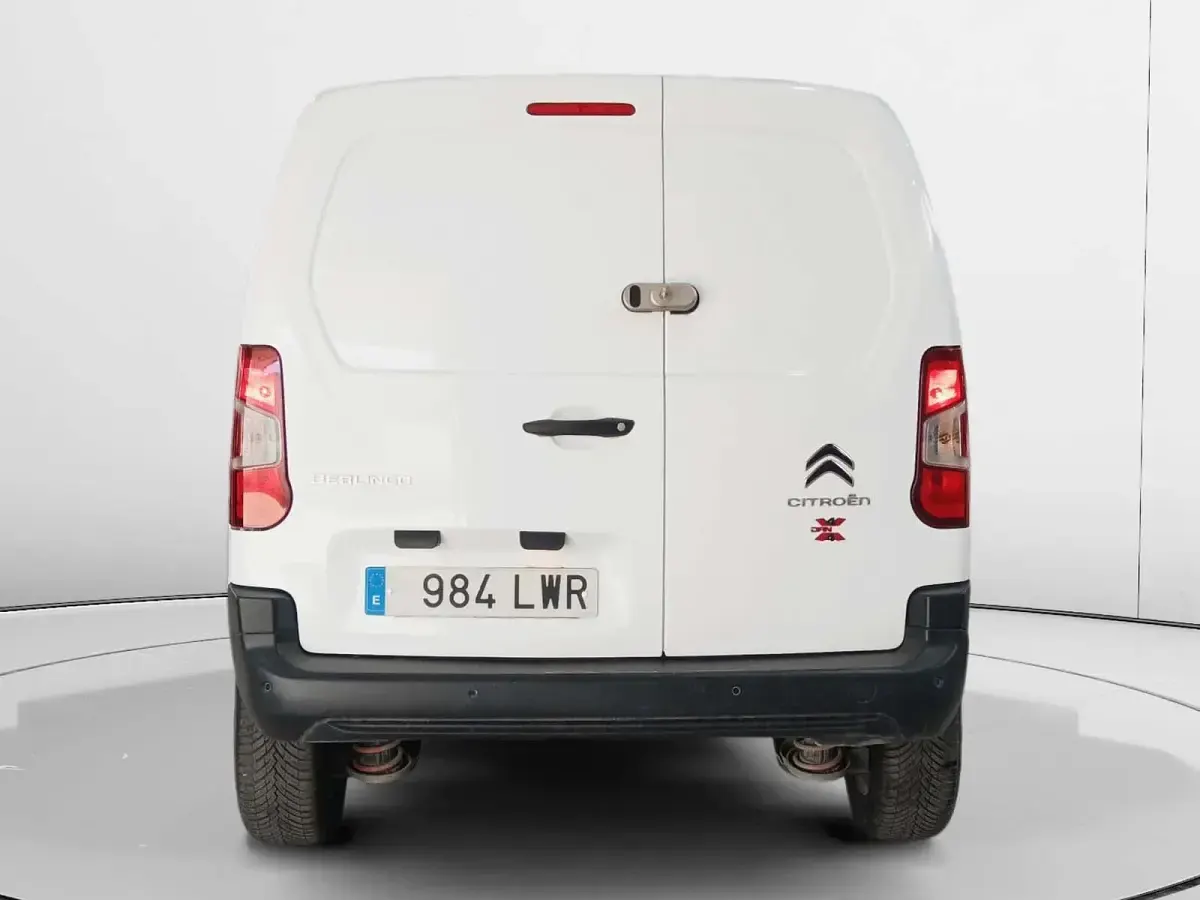 Usado Citroën Berlingo 131 CV (96 kW) 2022 Blanco Monovolumen