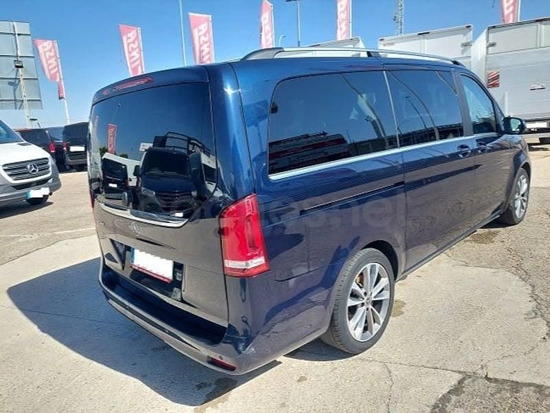 Usado Mercedes V250 Avantgarde 190 CV (139 kW) 2022 Azul Monovolumen