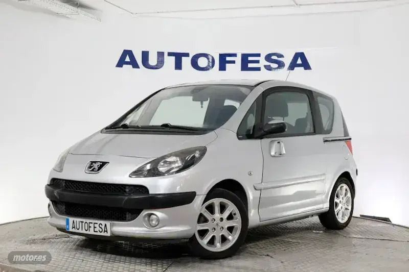 Plateado Usado 2007 Peugeot 1007 Utilitario | 5250 € (Un poco caro) - Imagen 1/4