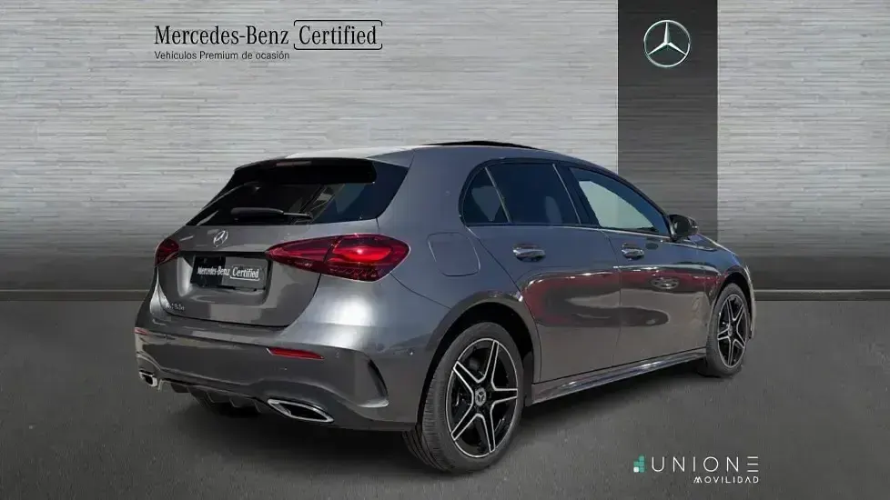 Usado Mercedes A250 218 CV (160 kW) 2025 Gris Berlina