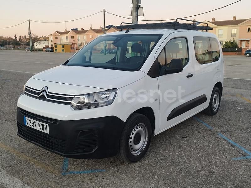 Usado Citroën Berlingo Live 76 CV (55 kW) 2019 Blanco Monovolumen