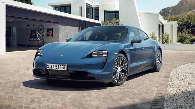 Azul neptuno Usado 2024 Porsche Taycan Berlina | 89.990 € - Imagen 1/4