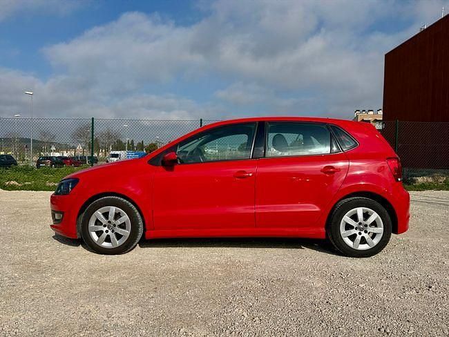 Begagnad VW Polo Advance 75 HK (55 kW) 2013 Röd Halvkombi