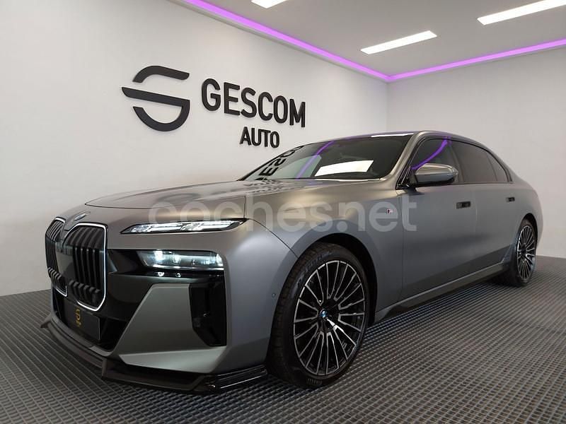 Usado BMW 740 299 CV (219 kW) 2024 Gris / plata Berlina