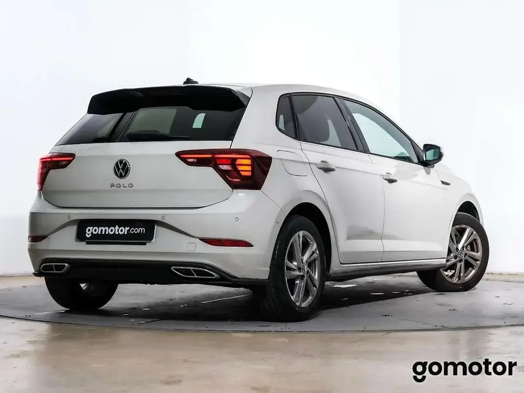 Usado VW Polo R-line 95 CV (69 kW) 2023 Blanco Utilitario