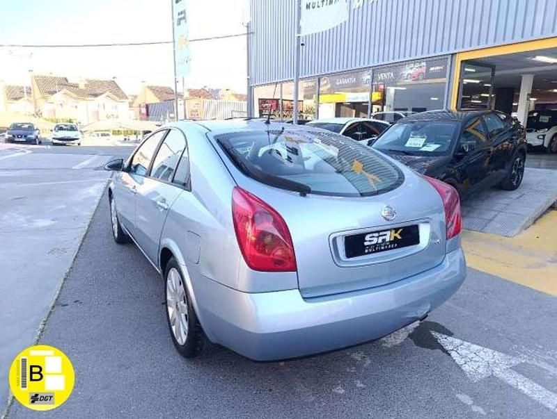 Usado Nissan Primera 120 HP (88 kW) 2005 Prateado Sedan