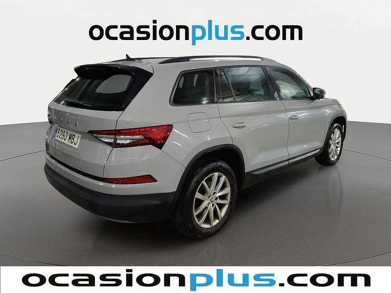 Usado Skoda Kodiaq Ambition 150 CV (110 kW) 2022 Gris SUV