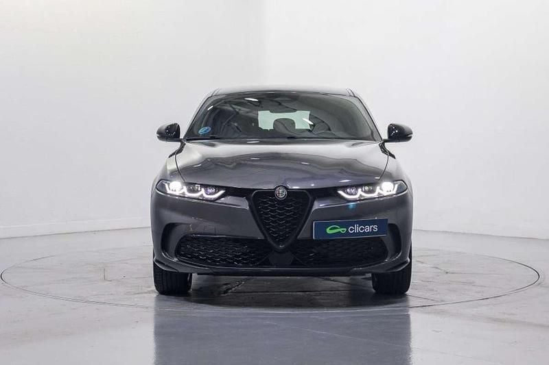 Usado Alfa Romeo Tonale Super 131 CV (96 kW) 2024 Gris SUV