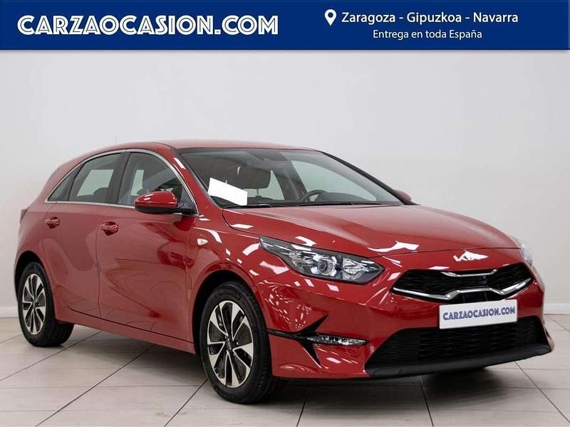 Usado Kia Ceed 101 CV (74 kW) 2024 Rojo Utilitario