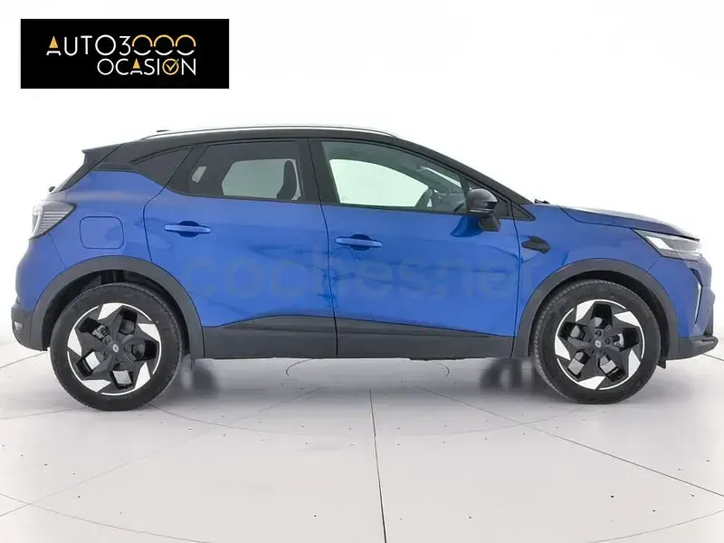 Usado Renault Captur Techno 100 CV (73 kW) 2025 Azul SUV