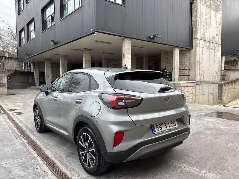 Usado Ford Puma ST-Line 120 CV (88 kW) 2021 Gris / plata SUV