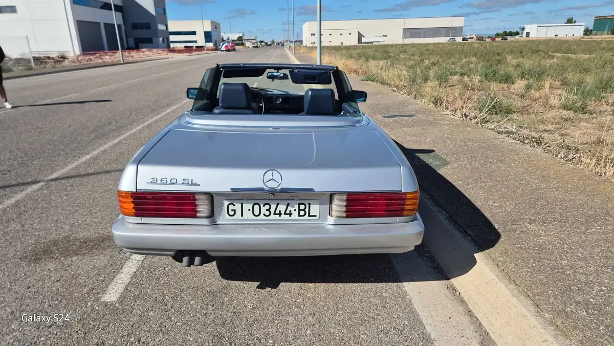 Usado Mercedes SL350 200 CV (147 kW) 1972 Gris Descapotable