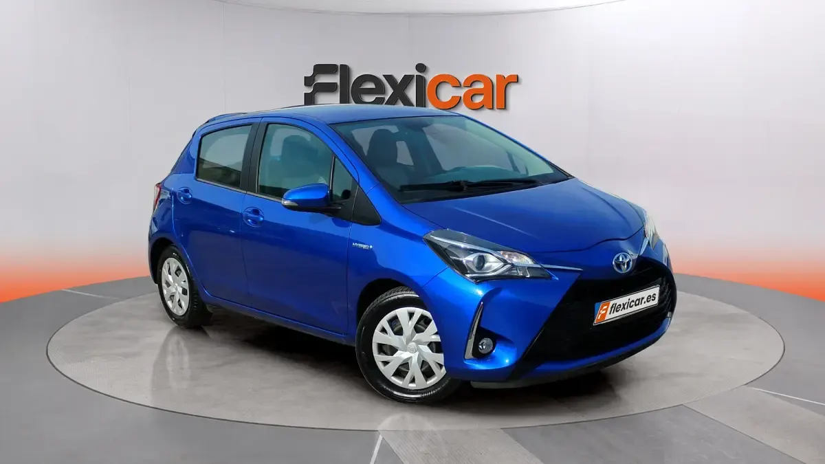 Usado Toyota Yaris Hybrid Business Edition 116 CV (85 kW) 2020 Berlina